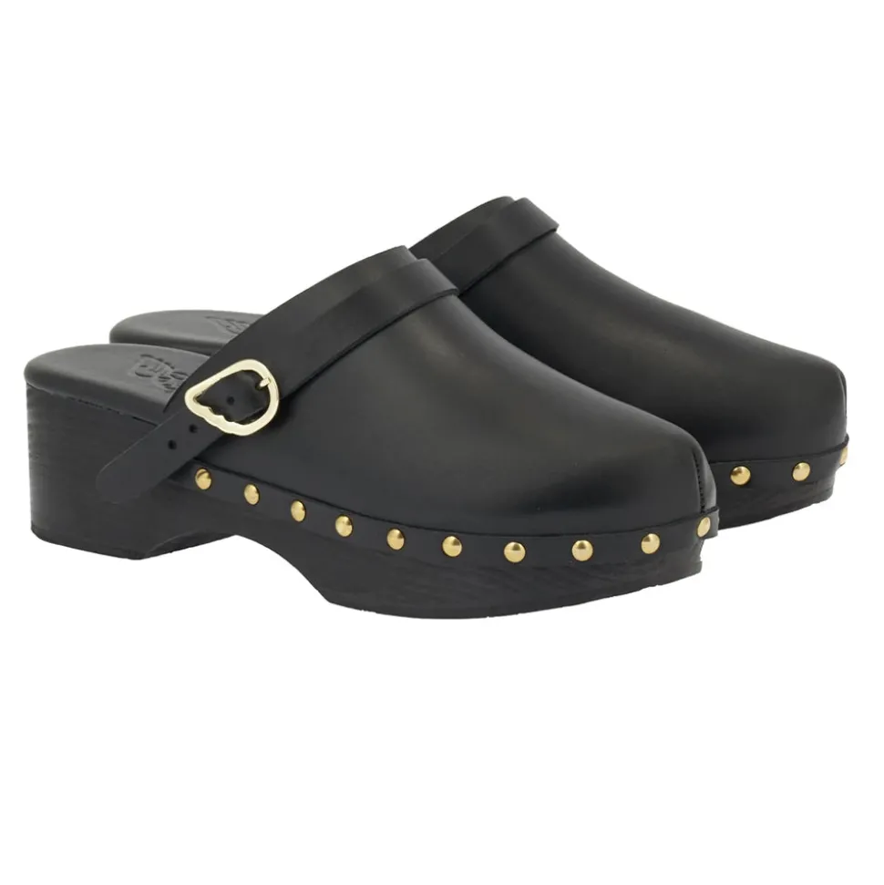 Classic closed clog black