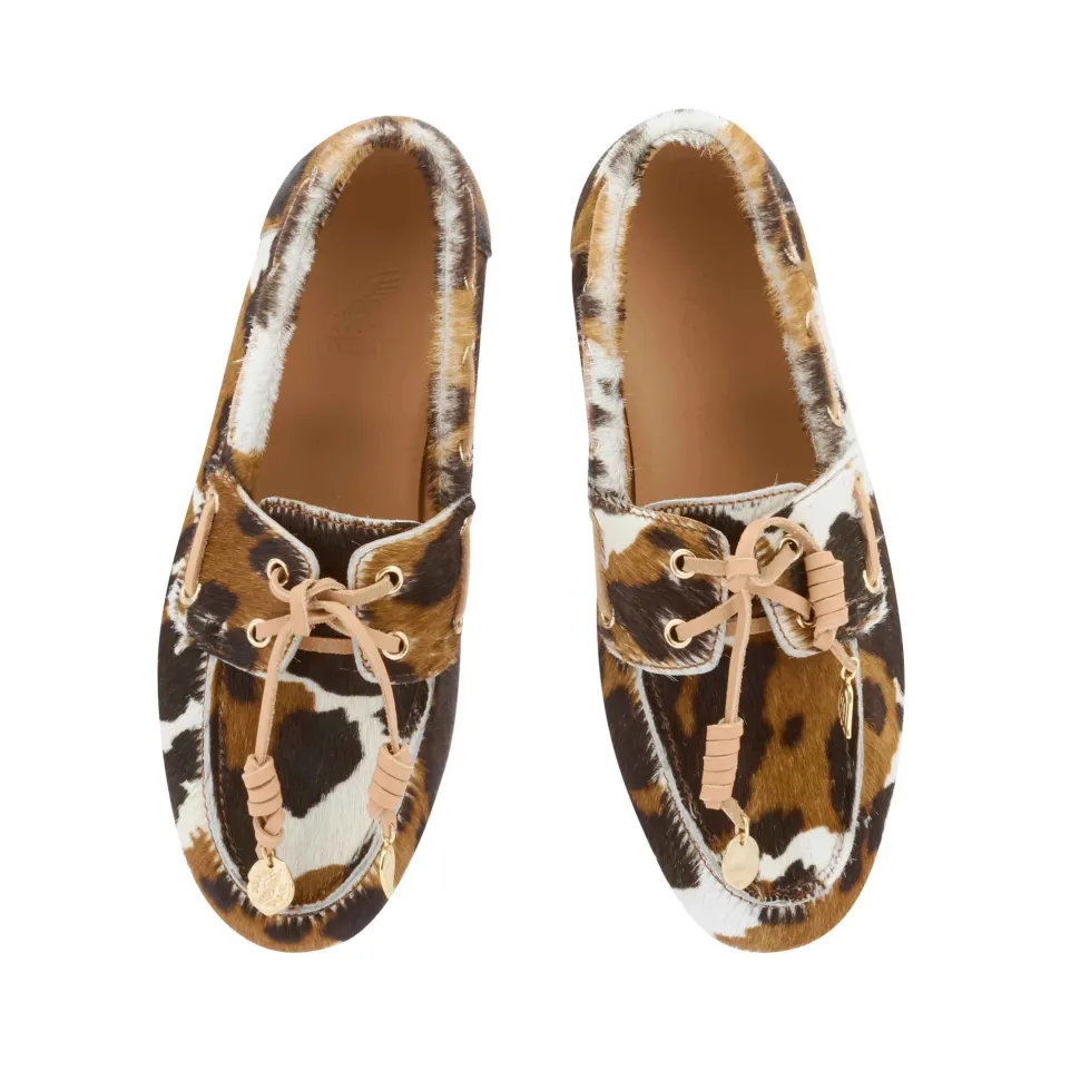Pliaria boat shoe cow