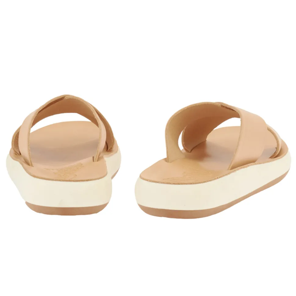 Thais comfort natural