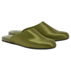 The slipper khaki